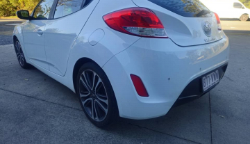2015 Hyundia Veloster - New to australia car finance 4.jpg